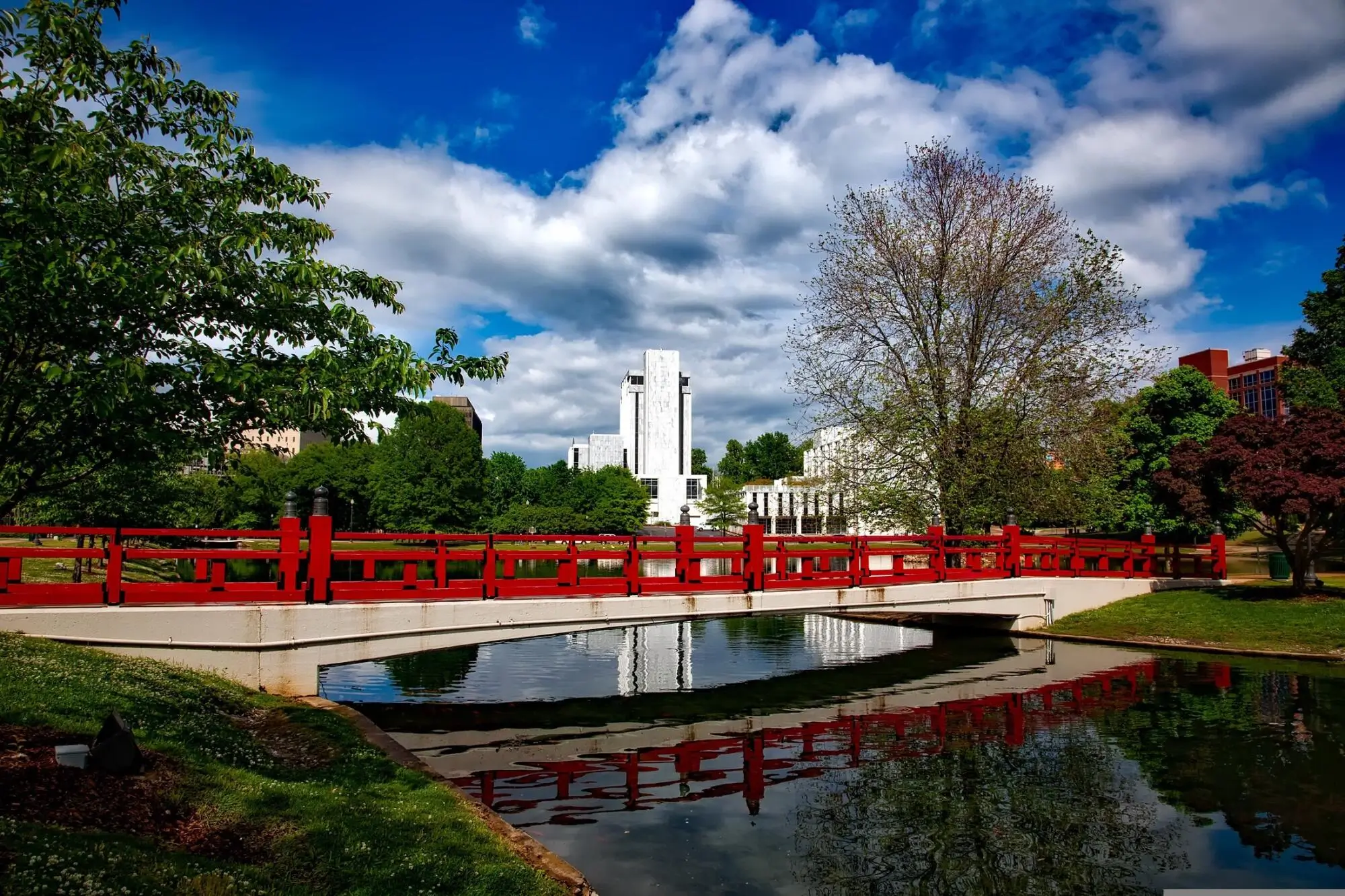 Why Choose Full-Service Property Management in Huntsville, AL?